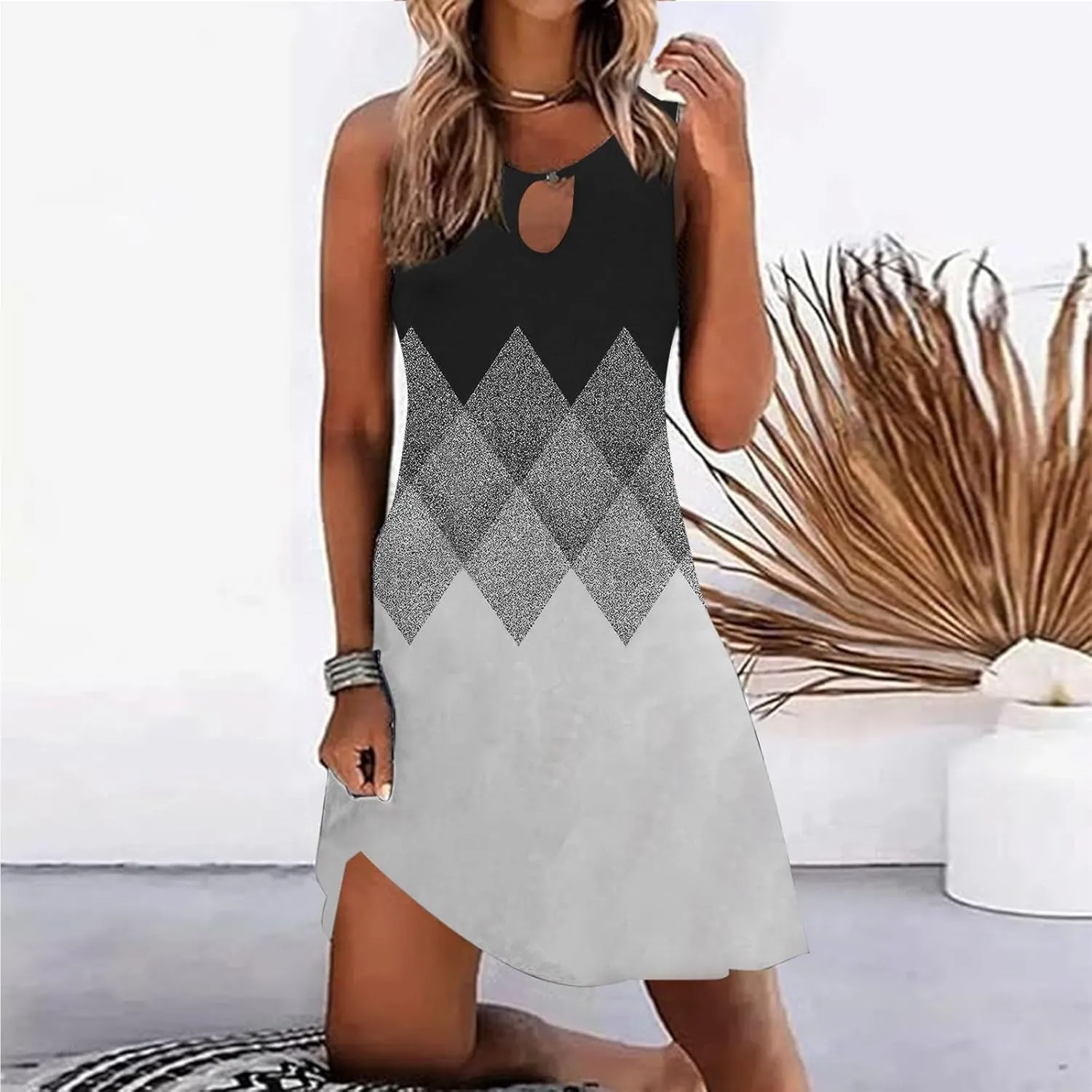 Maxi Sundresd Sun Dresses for Women 2025 Vacation Beach Casual Summer Sundresses Sleeveless Tank Short Boho Dress